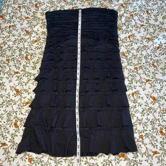 Women’s Express Snooki Ruffled Strapless Dress - Picture 4 of 7